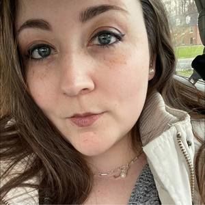 Meet your Posher, Elise